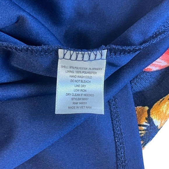 GUC Monteau floral dress, blue, orange, aqua, yellow, size Small - Picture 9 of 10